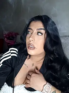 GiseleReine online show from 03-08-25, 04:17