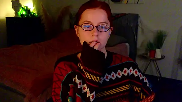 reb luvng online show from 10-23-25, 01:54