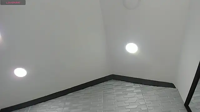 Oriana Guzman online show from 03-03-25, 05:50