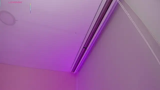 Snapshot of Oriana_Guzman chatting on 03-04-26, 01:22 Oriana Guzman online show from 03-04-26, 01:22