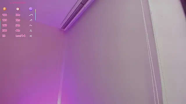 Snapshot of Oriana_Guzman chatting on 04-09-26, 10:59 Oriana Guzman online show from 04-09-26, 10:59