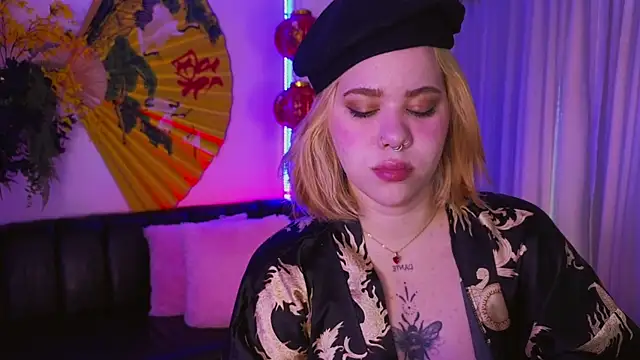 albaismynameX online show from 10-28-25, 12:30