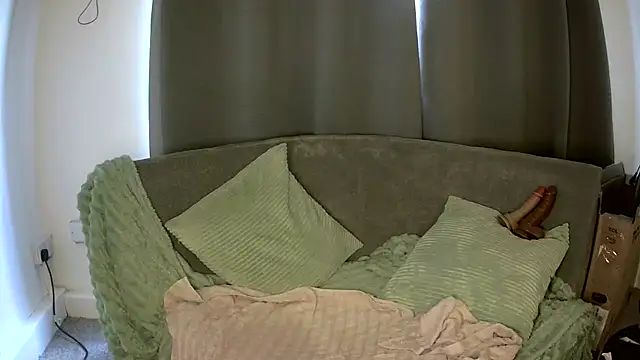 Snapshot of FckableAngel chatting on 10-25-25, 12:13 FckableAngel online show from 10-25-25, 12:13