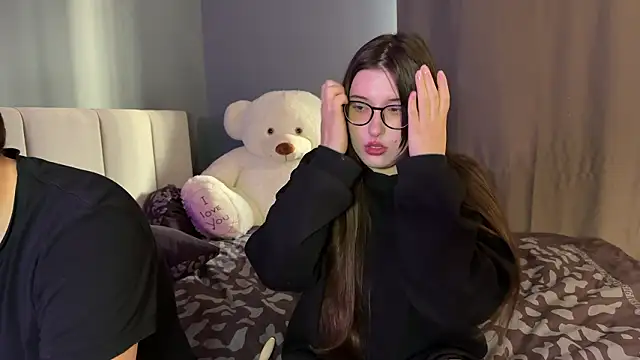 Snapshot of sasaykyra chatting on 03-19-26, 01:15 sasaykyra online show from 03-19-26, 01:15