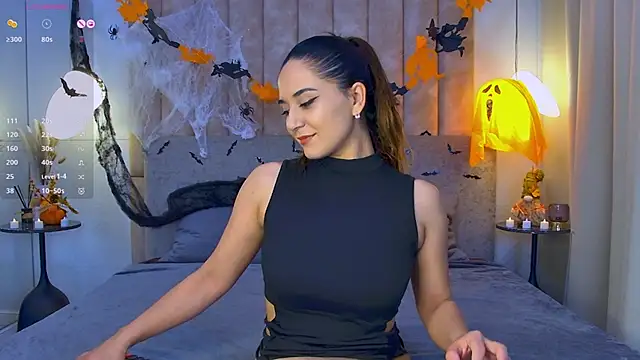 Snapshot of Gabriella_Wils chatting on 10-30-25, 06:15 Gabriella Wils online show from 10-30-25, 06:15