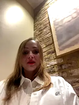 Snapshot of LadyTatiana_Madam chatting on 12-03-24, 04:28 LadyTatiana Madam online show from 12-03-24, 04:28