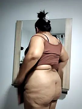 Snapshot of Mia_Adell_11 chatting on 02-20-25, 03:01 Mia Adell 11 online show from 02-20-25, 03:01