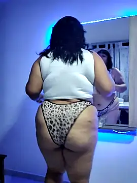 Snapshot of Mia_Adell_11 chatting on 02-21-25, 03:23 Mia Adell 11 online show from 02-21-25, 03:23