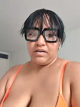 Snapshot of Mia_Adell_11 chatting on 03-17-25, 06:11 Mia Adell 11 online show from 03-17-25, 06:11