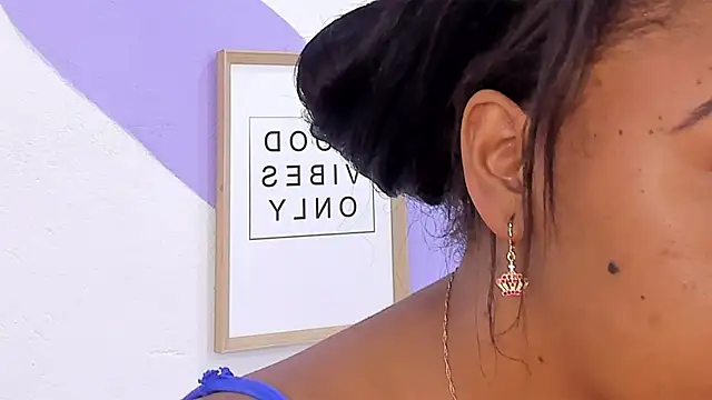 MONAAXXX  online show from 03-05-25, 12:44