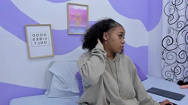 MONAAXXX  online show from 03-20-25, 12:11