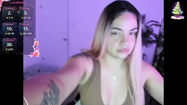 Snapshot of MelSaunders chatting on 01-08-26, 02:47 MelSaunders online show from 01-08-26, 02:47