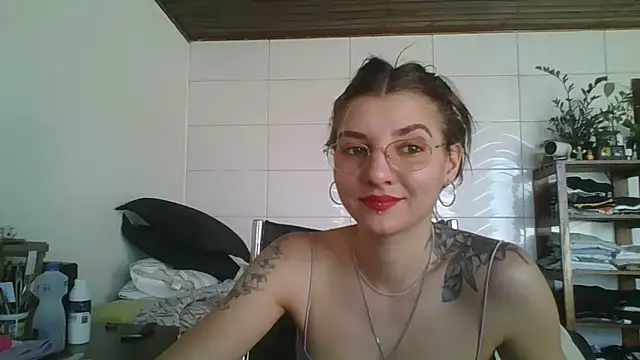 SweetyBabyDemon online show from 09-20-25, 01:56