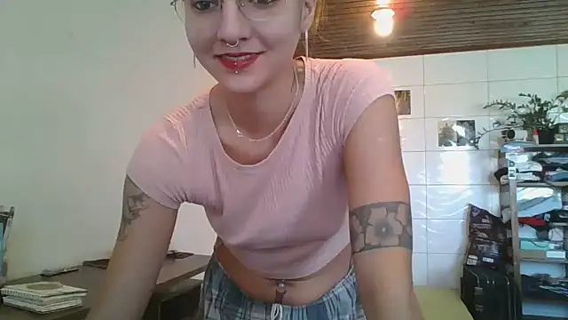 SweetyBabyDemon online show from 04-30-26, 01:17
