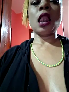 gatadeojosclaros online show from 10-20-25, 11:38