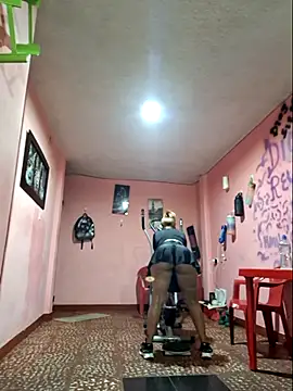 gatadeojosclaros online show from 11-04-25, 03:05