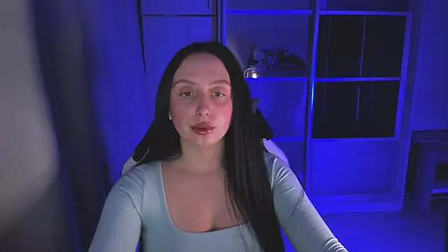 Christy Calypso online show from 12-17-25, 04:46