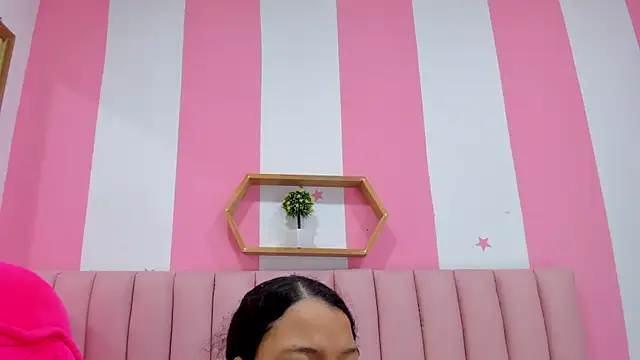 ISABELLA 020 online show from 09-18-25, 12:51