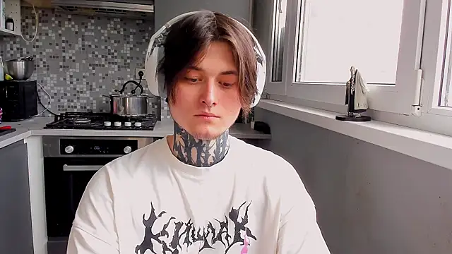 Snapshot of _torfin_ chatting on 02-19-26, 09:05 torfin online show from 02-19-26, 09:05