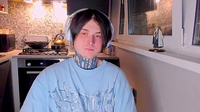 Snapshot of _torfin_ chatting on 03-07-26, 08:39 torfin online show from 03-07-26, 08:39