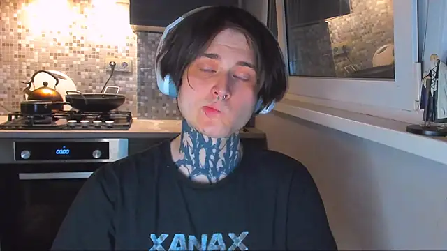 Snapshot of _torfin_ chatting on 03-26-26, 11:54 torfin online show from 03-26-26, 11:54