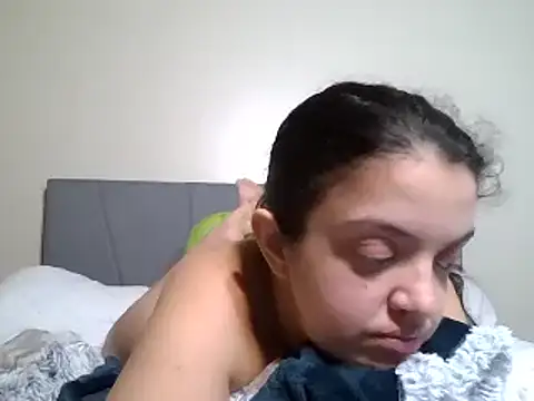 Snapshot of WildLillyFlower chatting on 02-24-25, 07:41 WildLillyFlower online show from 02-24-25, 07:41