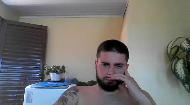 Snapshot of Dat1994 chatting on 12-16-24, 04:16 Dat1994 online show from 12-16-24, 04:16