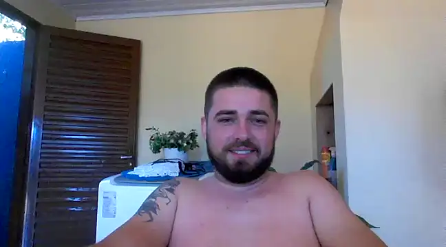 Snapshot of Dat1994 chatting on 12-18-24, 11:24 Dat1994 online show from 12-18-24, 11:24