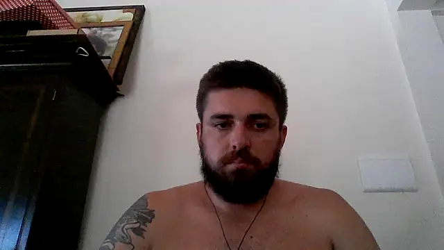 Snapshot of Dat1994 chatting on 01-29-25, 05:24 Dat1994 online show from 01-29-25, 05:24