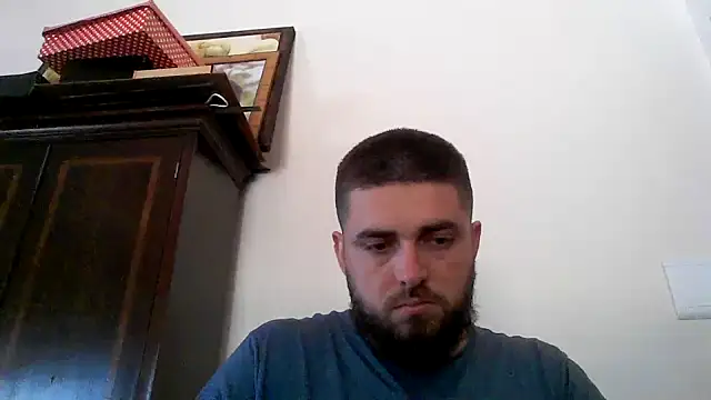 Snapshot of Dat1994 chatting on 02-11-25, 04:35 Dat1994 online show from 02-11-25, 04:35