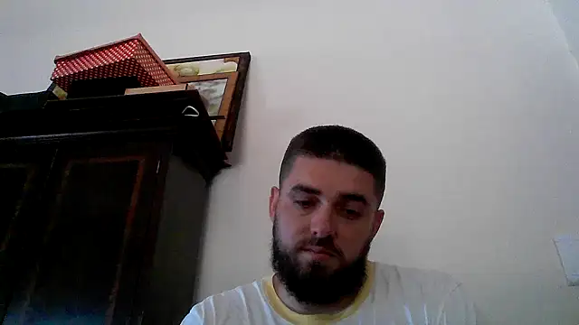 Snapshot of Dat1994 chatting on 02-13-25, 05:33 Dat1994 online show from 02-13-25, 05:33