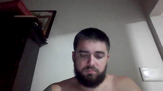 Snapshot of Dat1994 chatting on 02-25-25, 01:20 Dat1994 online show from 02-25-25, 01:20