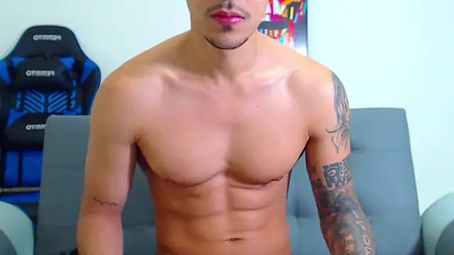 Tristan-bm online show from 01-18-25, 03:05