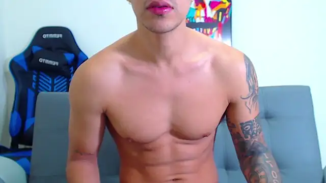 Tristan-bm online show from 01-29-25, 02:21