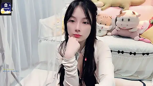 AKiKi711 online show from 09-21-25, 05:03