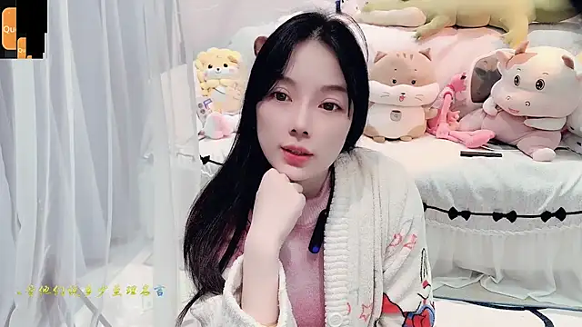 AKiKi711 online show from 10-09-25, 04:38