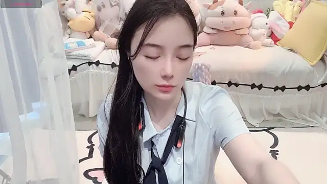 AKiKi711 online show from 05-03-26, 05:13