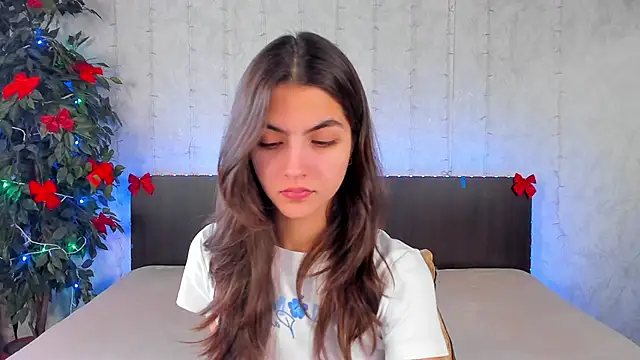 Milana Crystal  online show from 01-13-25, 08:15