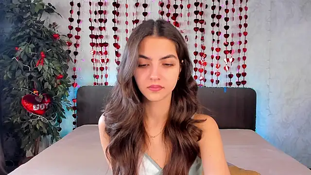 Milana Crystal  online show from 02-13-25, 08:27