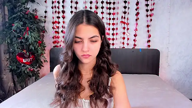 Milana Crystal  online show from 03-05-25, 08:21