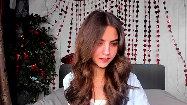 Snapshot of Milana_Crystal_ chatting on 02-12-26, 08:09 Milana Crystal online show from 02-12-26, 08:09