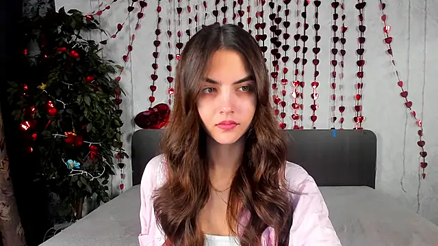 Snapshot of Milana_Crystal_ chatting on 02-13-26, 08:10 Milana Crystal online show from 02-13-26, 08:10