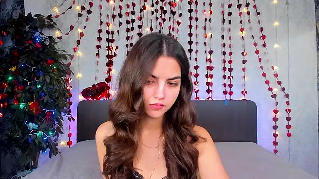 Snapshot of Milana_Crystal_ chatting on 02-21-26, 08:15 Milana Crystal online show from 02-21-26, 08:15