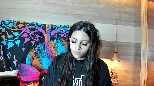 Cori Paige online show from 11-22-25, 04:11