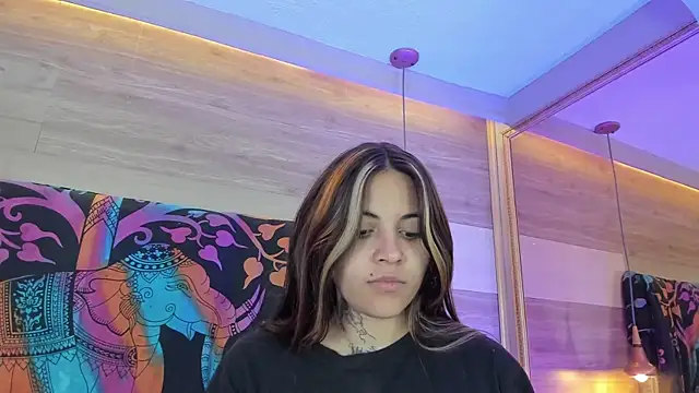 Cori Paige online show from 05-08-26, 04:07