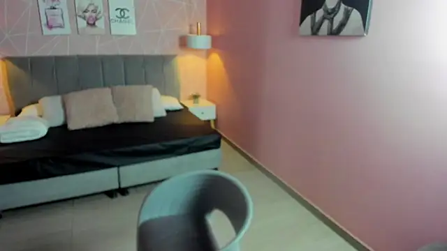 zara  sweet online show from 12-18-25, 01:28