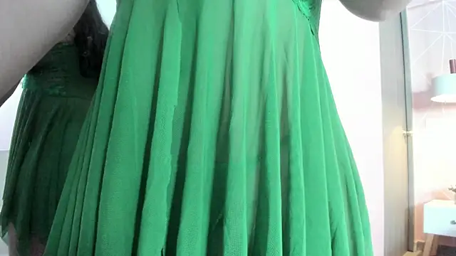 Snapshot of zara__sweet chatting on 02-20-26, 01:11 zara sweet online show from 02-20-26, 01:11