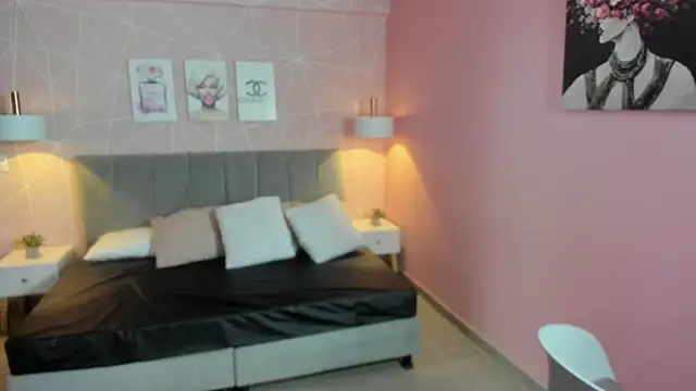 Snapshot of zara__sweet chatting on 02-28-26, 01:34 zara sweet online show from 02-28-26, 01:34