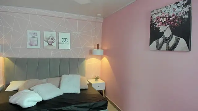 Snapshot of zara__sweet chatting on 03-11-26, 01:39 zara sweet online show from 03-11-26, 01:39