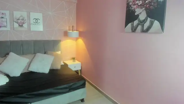 Snapshot of zara__sweet chatting on 05-06-26, 01:49 zara sweet online show from 05-06-26, 01:49